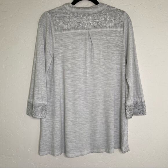 Soft Surroundings Gray Embroidered Cotton Blend 3/4 Sleeve Tunic Top Small - Picture 12 of 13